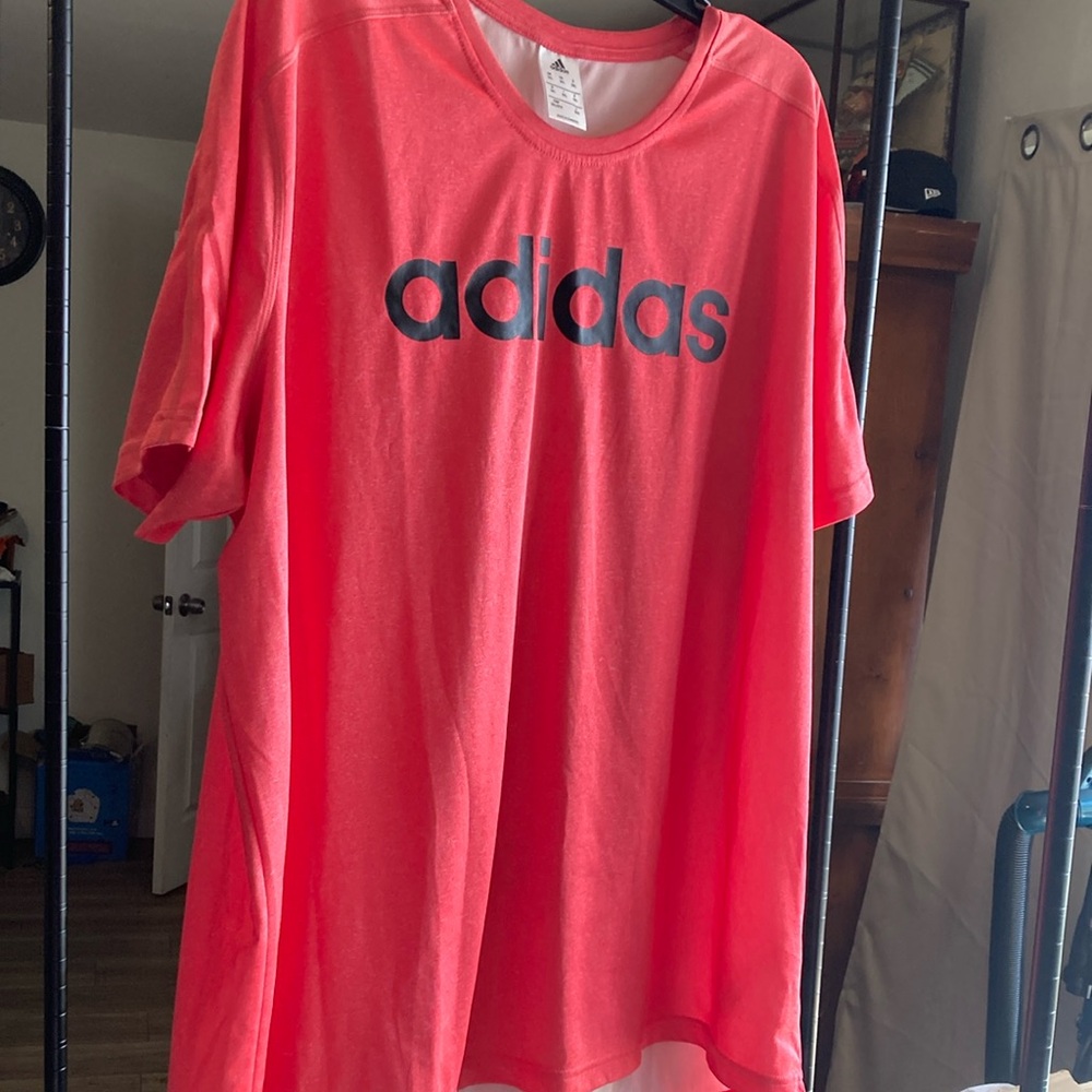 Adidas Scarlet and Black Insignia T-Shirt 100%
Polyester Men 3XL